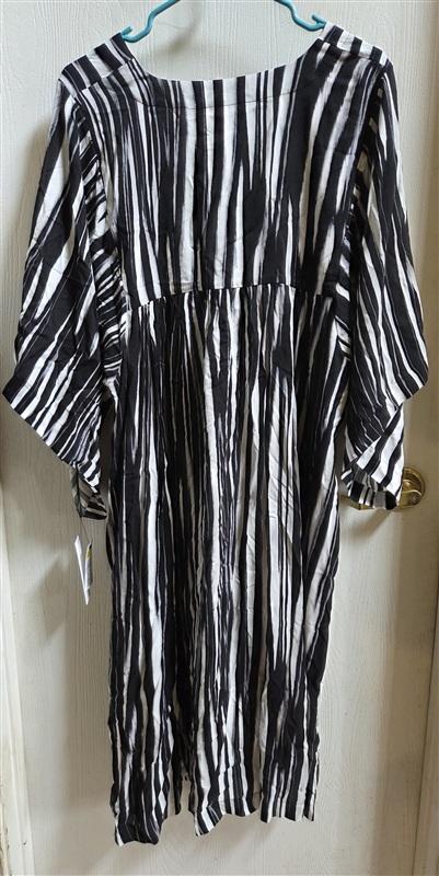 NWT DKNY Donna Karan 1x 2X Black White Striped Caftan Gown Dress 134604