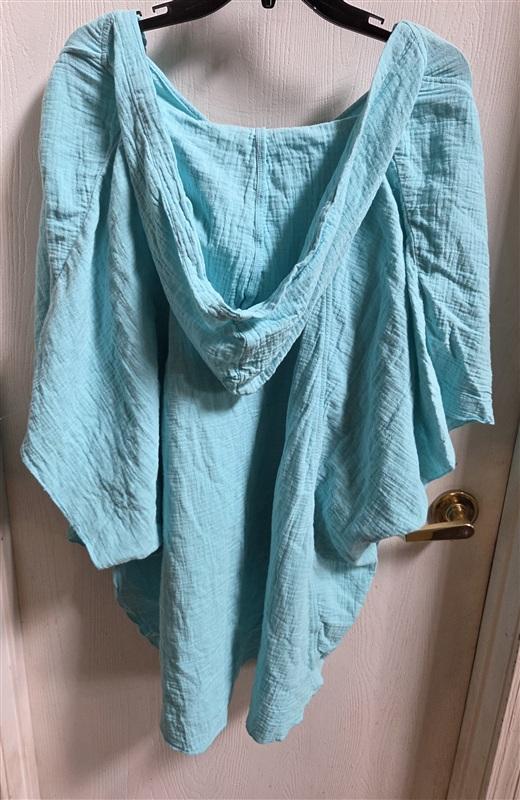 NWOT Trina Turk L/XL Serene Cotton Eyelash Trim Cover up Poncho Blue 134609