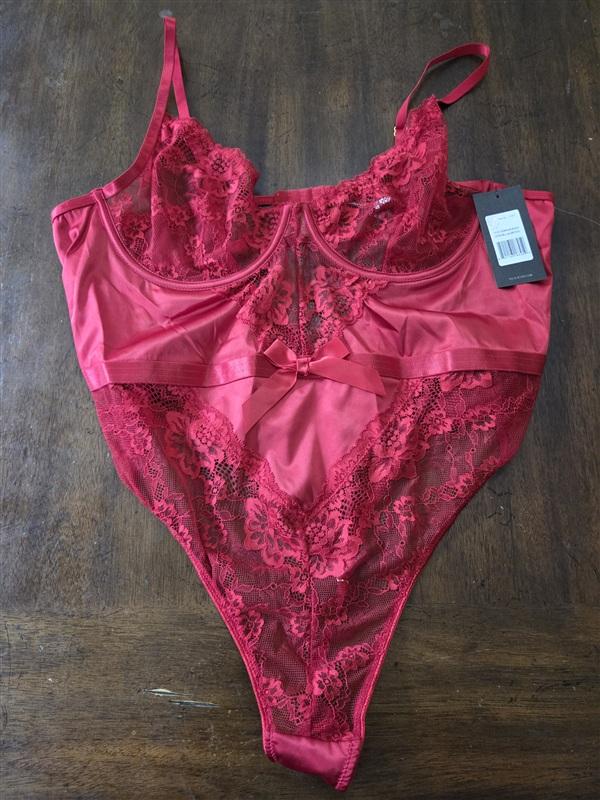 NWT Oh La La Cheri 2X Unlined Underwire Lace Satin Teddy Red 134655
