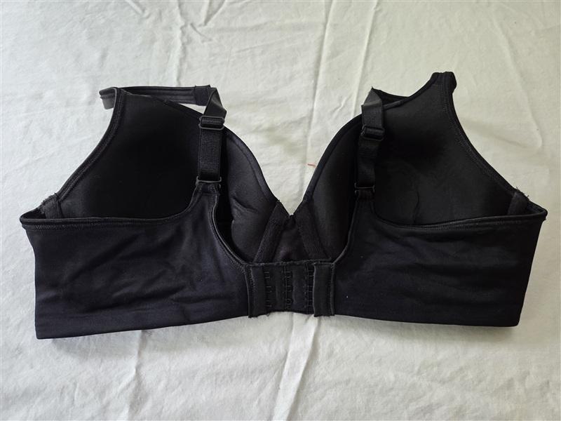 NWOT Playtex 36C Love My Curves Underwire T-Shirt Bra 4848 Black 134683