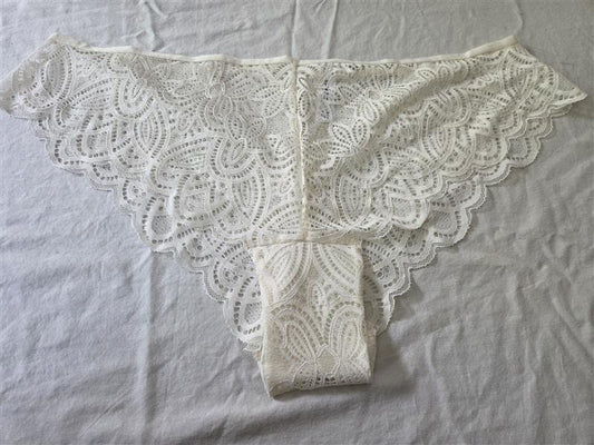 NWOT 2pr Old Navy XL Ivory Lace Tanga Thong Underwear 134689