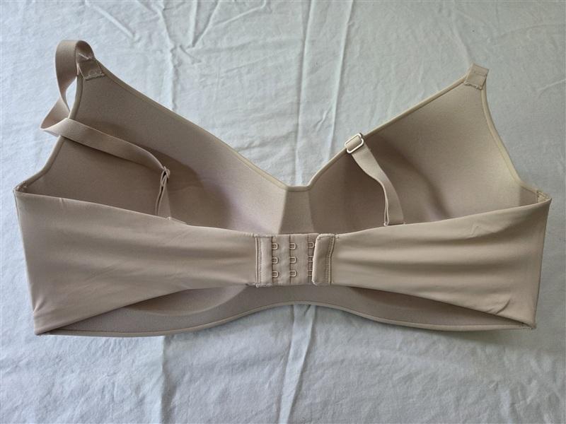NWOT Maidenform XL Pure Comfort Modern Scoopneck 7682 Wireless Bra Beige 134695