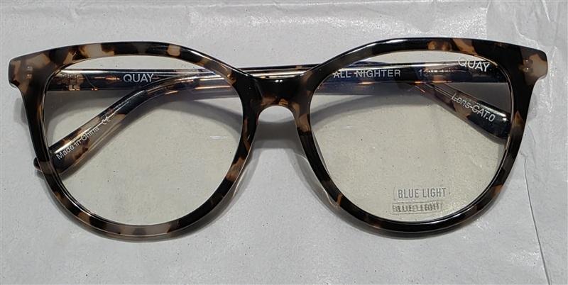 NWT Quay All Nighter 1.5 Cat Eye Tortoise Blue Light Glasses Case 134732