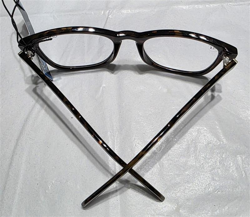 NWT Quay Hardwire 1.5 Full Rimmed Square Frame Reading Glasses 134733
