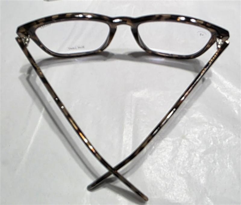 NWT Quay Hardwire Mini 2.0 Full Rimmed Square Frame Reading Glasses 134735