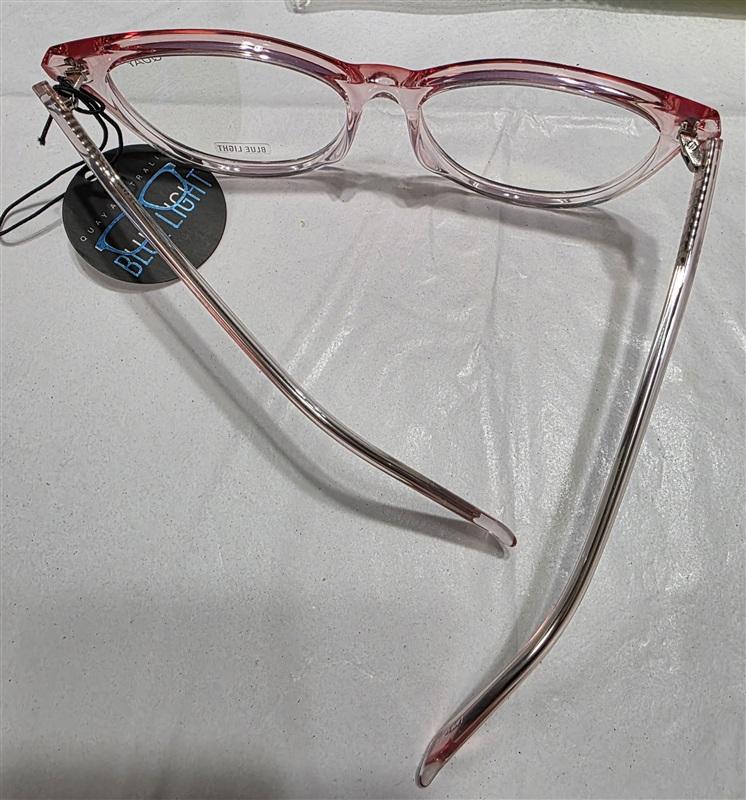 NWT Quay All Nighter 0.0 Cat Eye Pink Sheer Blue Light Glasses Case 134744