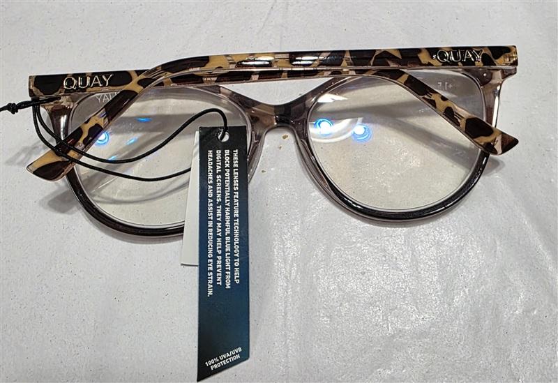 NWT Quay All Nighter 1.5 Cat Eye Tortoise Blue Light Glasses Case 134745