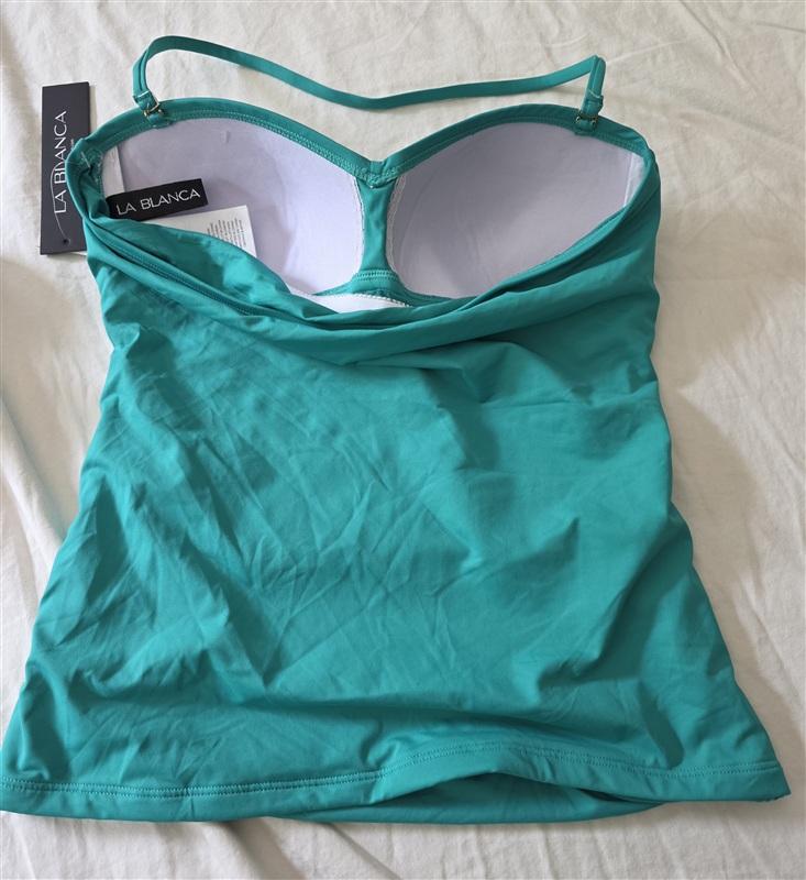 NWT La Blanca Island Goddess 6 Solid Emerald Green Twist Tankini Swim Top 134766