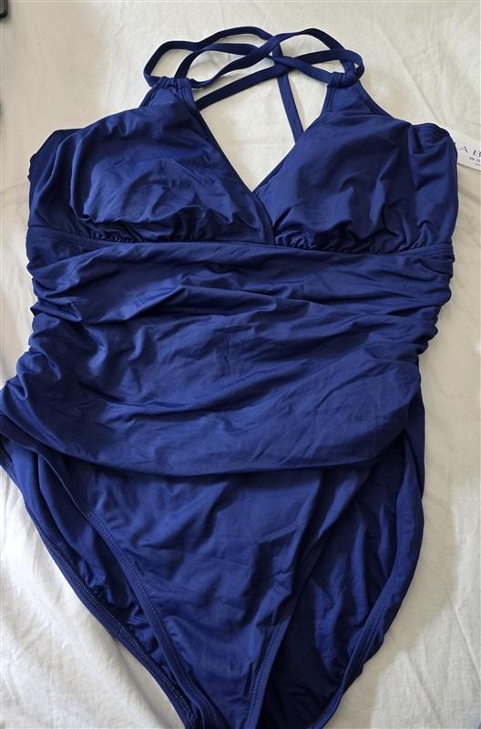 NWT La Blanca 20W Plus Island Goddess Underwire 1PC Swimsuit Blue 134767