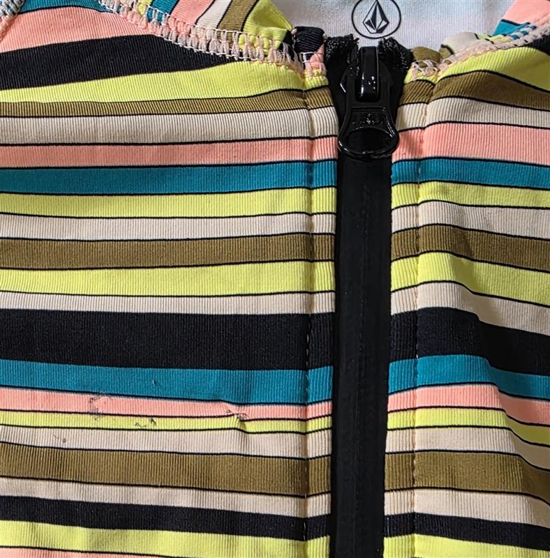 NWTD Volcom S Salty Air Striped Rash Guard Bodysuit Long Sleeve Swimsuit 134775