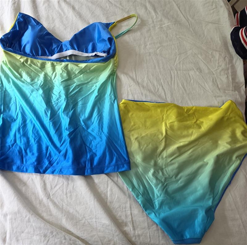 NWT Trina Turk 10 West Palm Ombre Blue Green Yellow Tankini Top & Bottom 134783