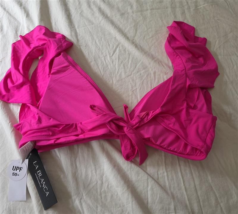 NWT La Blanca Island Goddess 16 Pink Ruffle Triangle Bikini Swim Top 134803