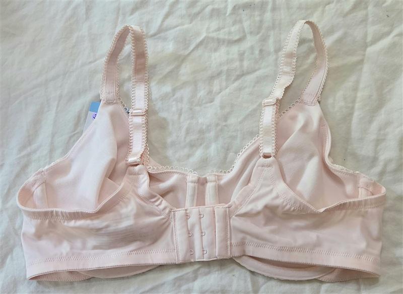 NWT Olga 40C Bra Luxury Lift Full Figure Underwire Bra 35063 Pink 134822