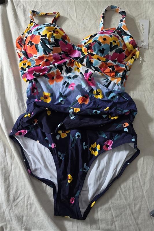 NWOT Anne Cole 18W Twist Front 1PC Swimsuit Floral 134872