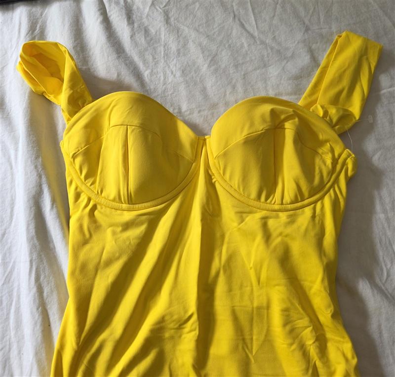 NWOT Kate Spade M Shirred Strap One-Piece Donovan Swimsuit Yellow 134874