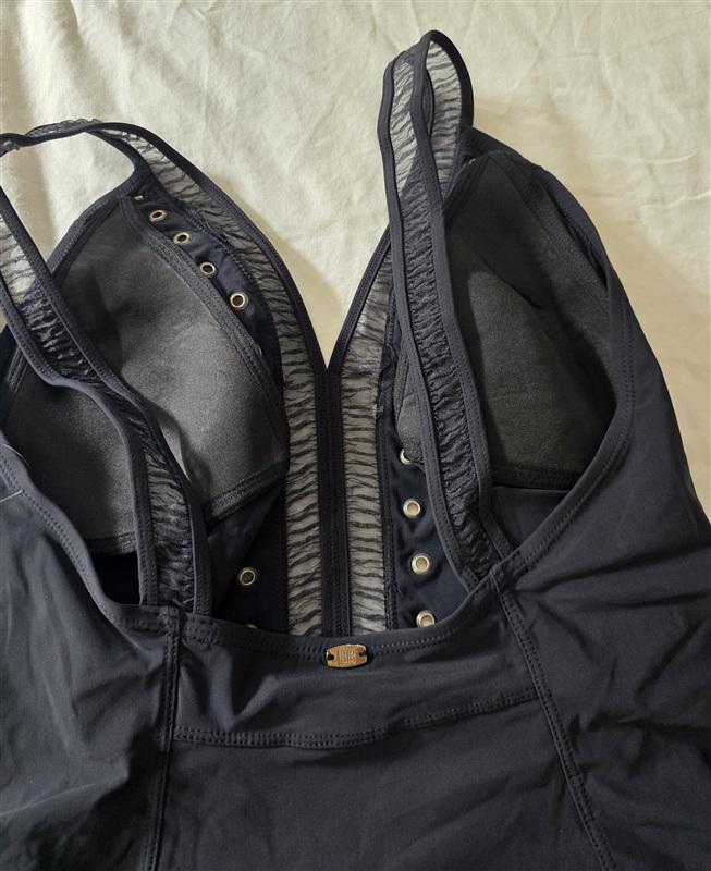 NWT MiracleSuit Amoressa 12 Moulin Rouge Suzette Black 1PC Swimsuit 134884
