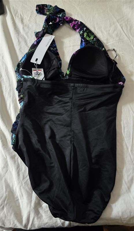 NWT Miraclesuit 12 BLACK/MULTI Cobra Jenn Halter 1PC Swimsuit 134903