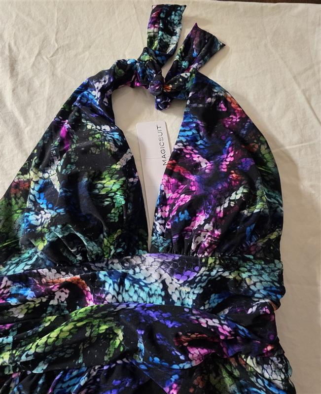 NWT Miraclesuit 12 BLACK/MULTI Cobra Jenn Halter 1PC Swimsuit 134903