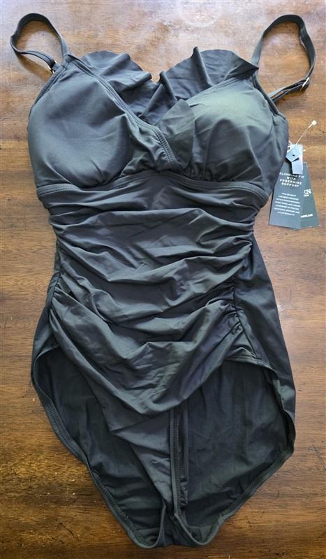 NWOTD Ralph Lauren Chaps 18W Black Beach Ruffle Slimming 1PC Swimsuit 134908