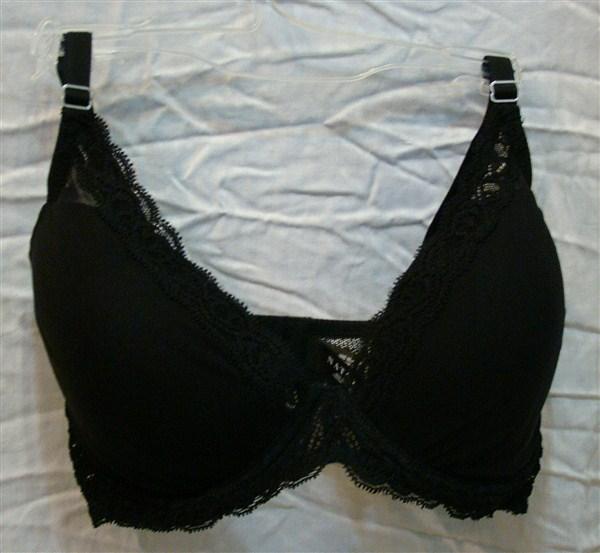 NWoT Natori 32DDD Feathers Bra Plunge Contour Style 730023 Black 134954
