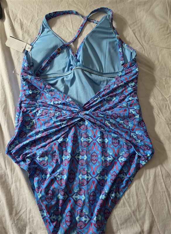 NWT Bleu by Rod Beattie 14 St Tropez Deep V Neck Twisted 1PC Swimsuit 134955