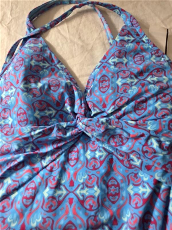 NWT Bleu by Rod Beattie 14 St Tropez Deep V Neck Twisted 1PC Swimsuit 134955