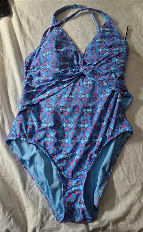 NWT Bleu by Rod Beattie 14 St Tropez Deep V Neck Twisted 1PC Swimsuit 134955