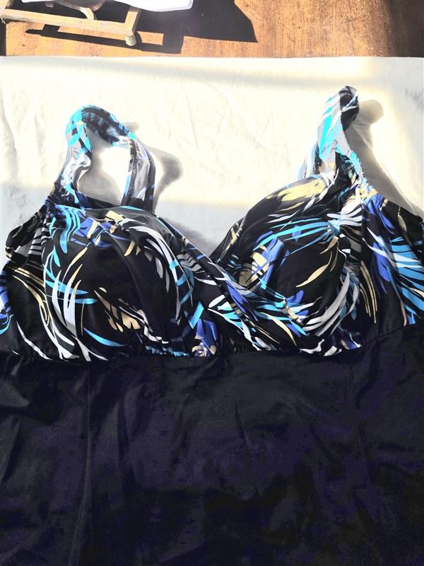 NWOT Great Lengths 16 Hip-Minimizer Surplice Swimdress Black Blue 134972