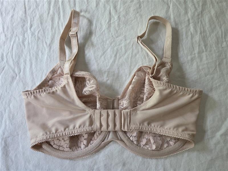 NWOT Chantelle 30H Maris Lace Full Coverage Unlined Underwire Bra 135055