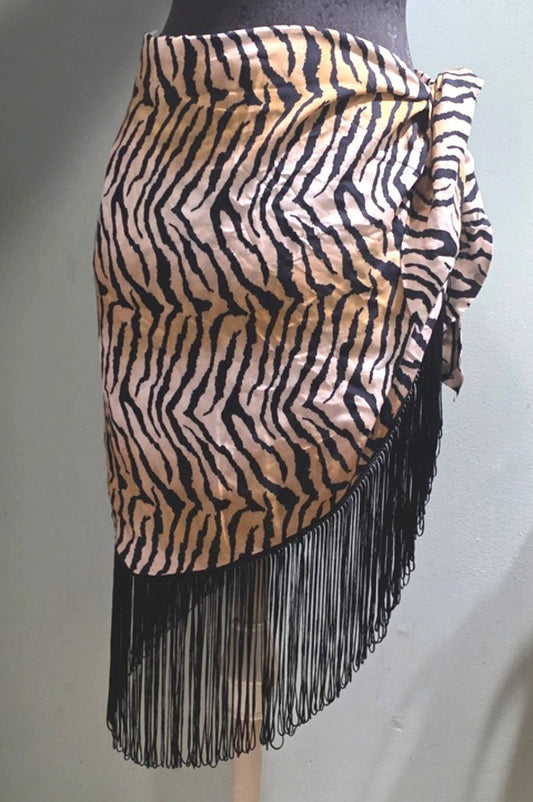 NWT Vix Paula Hermanny Tiger Devi Fringe Scarf Sarong Silk Blend Cover Up