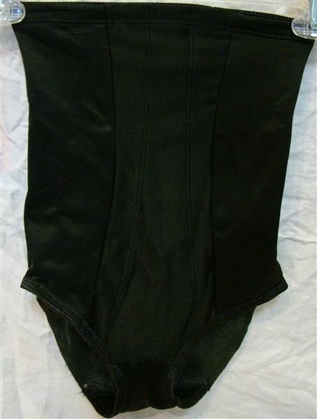 NWOT MiracleSuit LG Hi Waist Brief Shaper Wonder Edge 2705 Black 135182