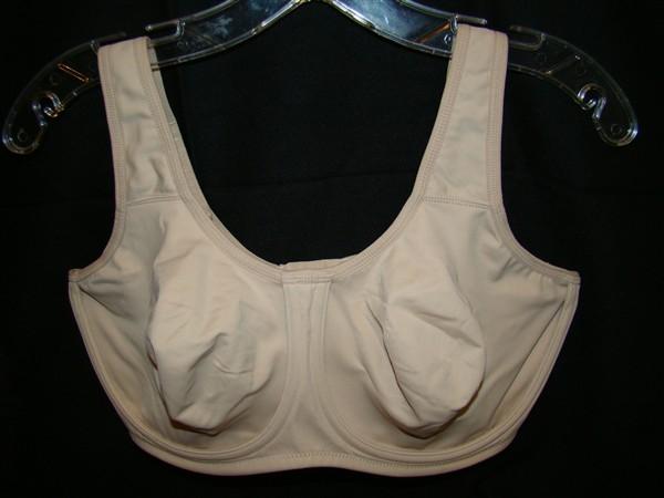 NWOT Wacoal 32D Beige Sport Underwire 855170 Free Shipping 135186