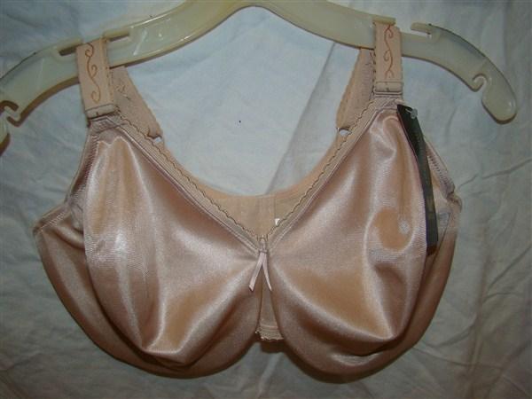 NWOT Wacoal 40C Minimizer Underwire Bra Unlined 857109 Beige 135212