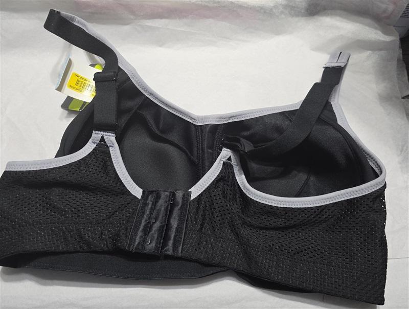 NWOT Wacoal 36C Contour Spacer Underwire Sports Bra 853302 Black 135218