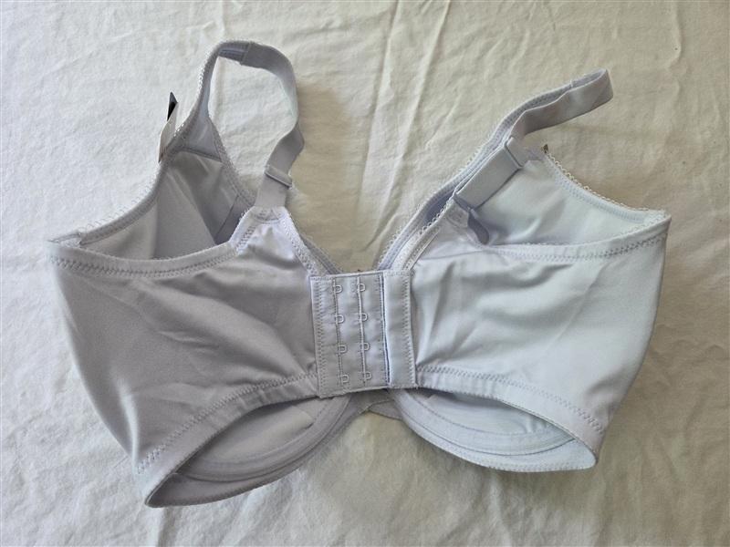 NWOTD Wacoal 34G Basic Beauty Contour Spacer Bra 853192 Blue 135219