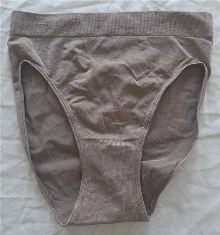 NWT Wacoal Large B Smooth Hi Cut Brief Panty 834175 Cappuccino 135220