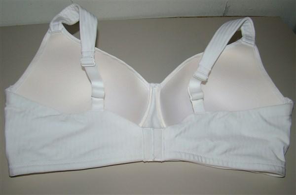 NWOT Playtex Perfectly Smooth 36C Seamless Full-Figure Bra 4707 White 135250