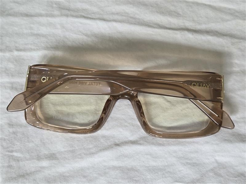 NWT Quay Total Vibe 1.25 Sheer Full Rim Square Frame Reading Glasses 135258