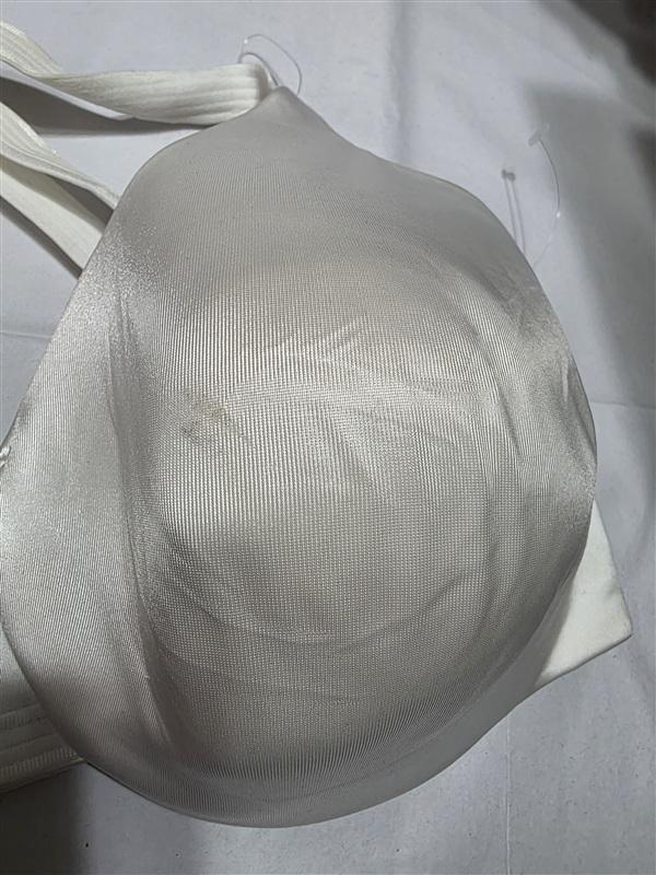 PO Bali 34DDD One Smooth U Smooth Concealing Underwire Bra 3W11 White 135272