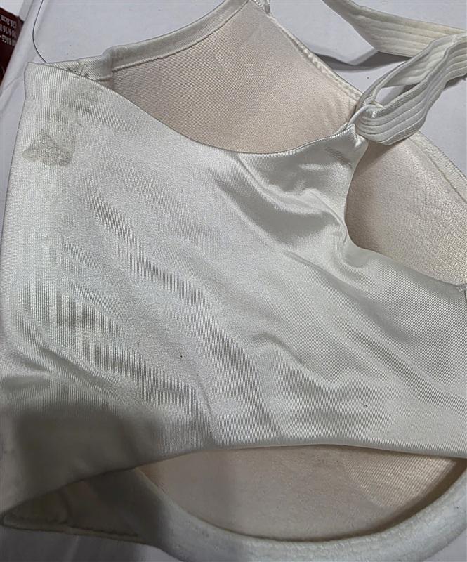 PO Bali 34DDD One Smooth U Smooth Concealing Underwire Bra 3W11 White 135272