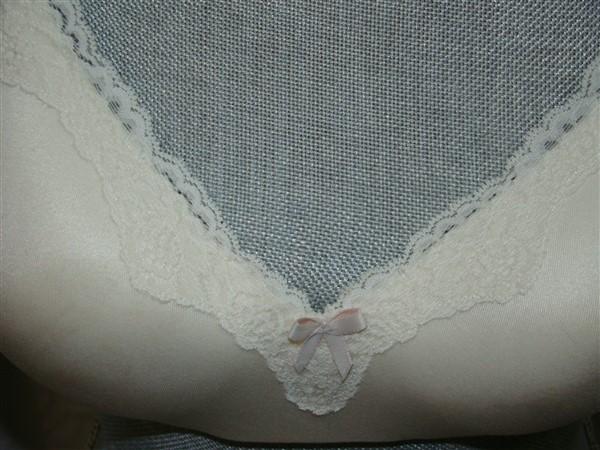 NWT Maidenform 34A Comfort Devotion Ultimate Wirefree Bra 9456 Ivory 135273