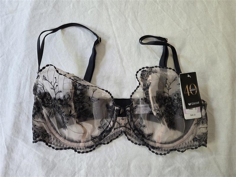 NWT Wacoal 34D Midnight Soiree Underwire Bra Caviar Sheer Lace 135282