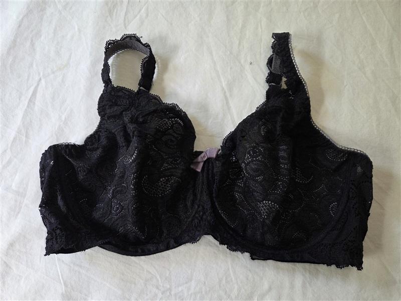 NWT Wacoal 40DD Vivid Attraction Underwire Bra Black Lace 135285