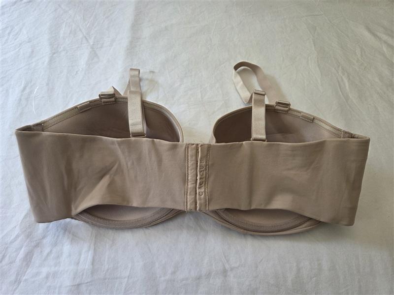 NWOT Cacique 44D Smooth Lightly Lined Strapless Bra Black 135290
