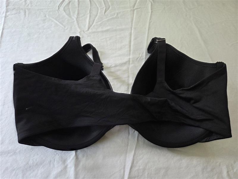 NWOT Cacique 40H Smooth Lightly Lined Full Coverage Black 135291