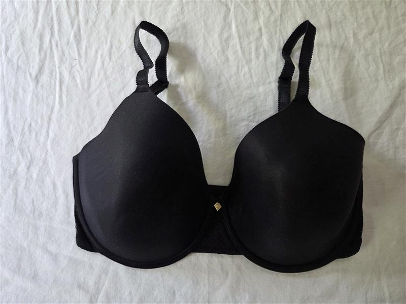 NWOT Chantelle 32DD Norah Chic T-Shirt Bra Underwire 16M6 Black 135293