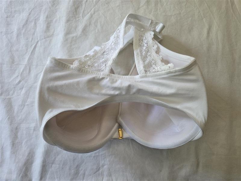 NWPTD Cacique 34H Lightly Lined White Front Close T-Shirt Bra 135294