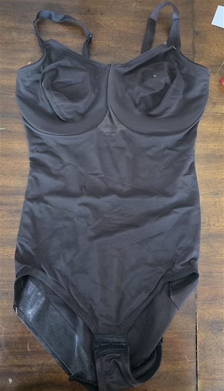 NWOT Miraclesuit 40DD Shapewear Ex Firm Control Body Shaper 2783 Black 135306