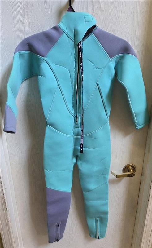 NWOT LayaTone Kids 9-10 Wetsuit 3/2mm Neoprene 1PC Swimming Diving AQUA 135341
