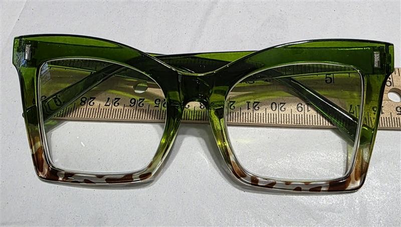 NWT EyeKepper 2.0 Square Cat Eye Green Tortoise Readers Reading Glasses 135430
